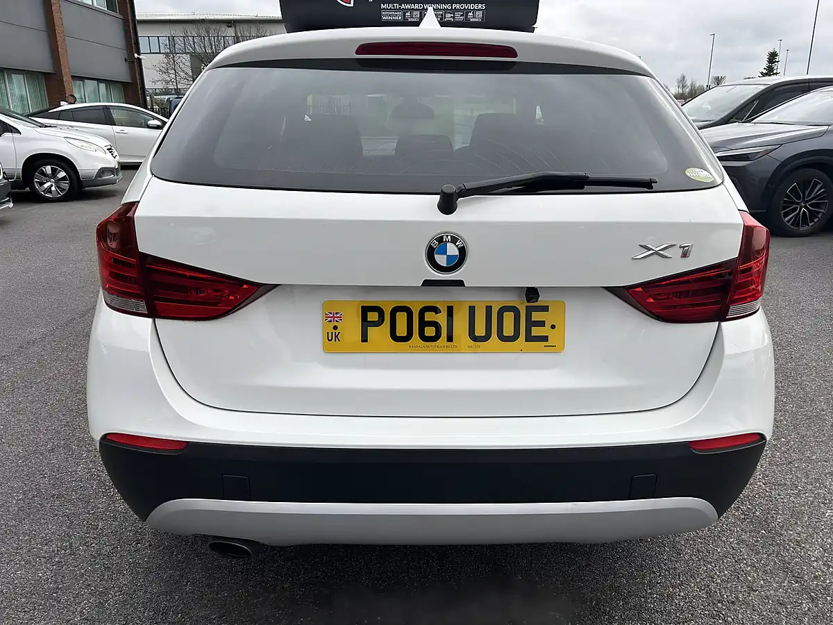 Used 2011 BMW X1 S Drive White - Interior and Exterior details 6