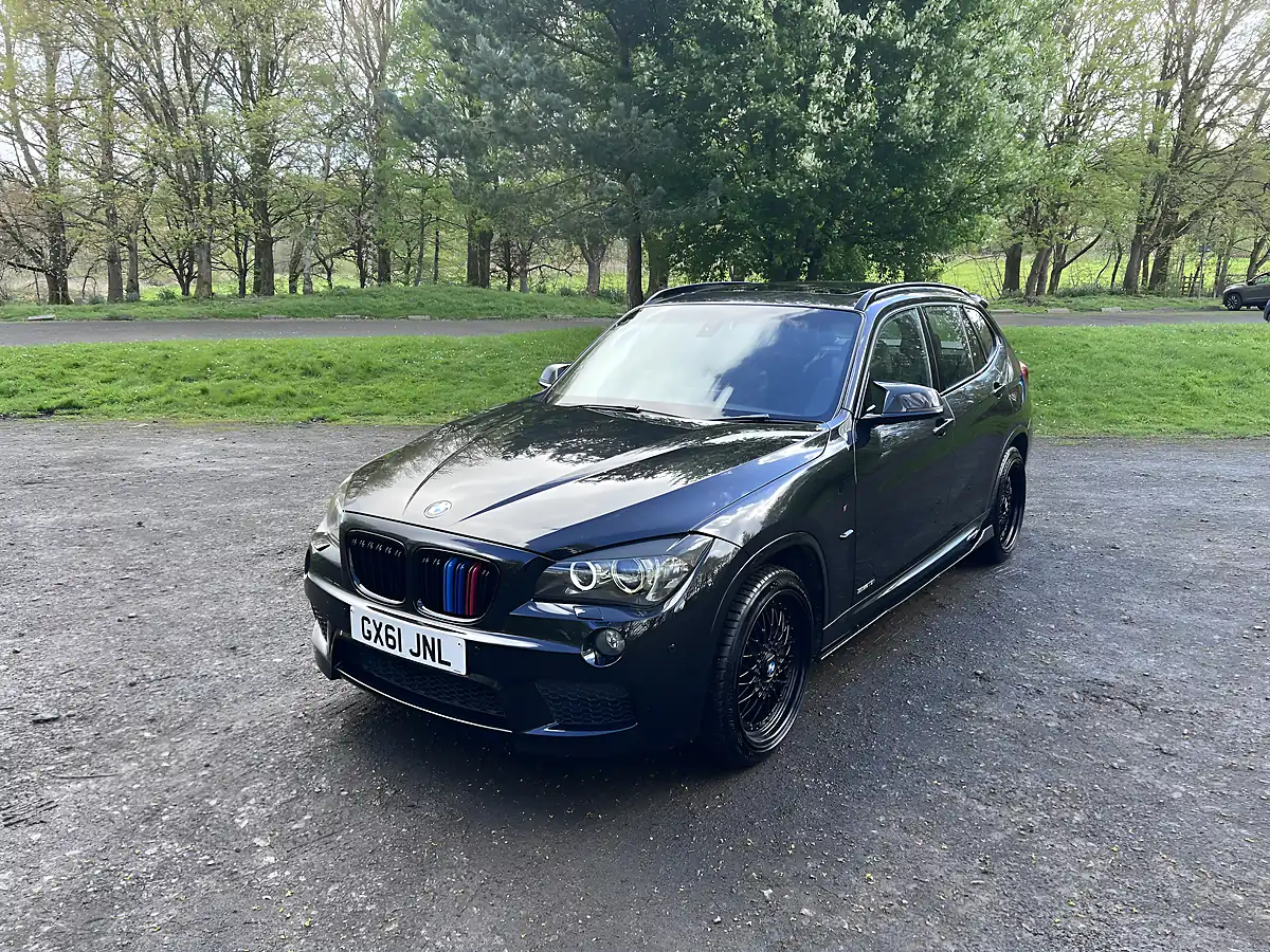 Used 2011 BMW X1 S18i Black - Interior and Exterior details 2