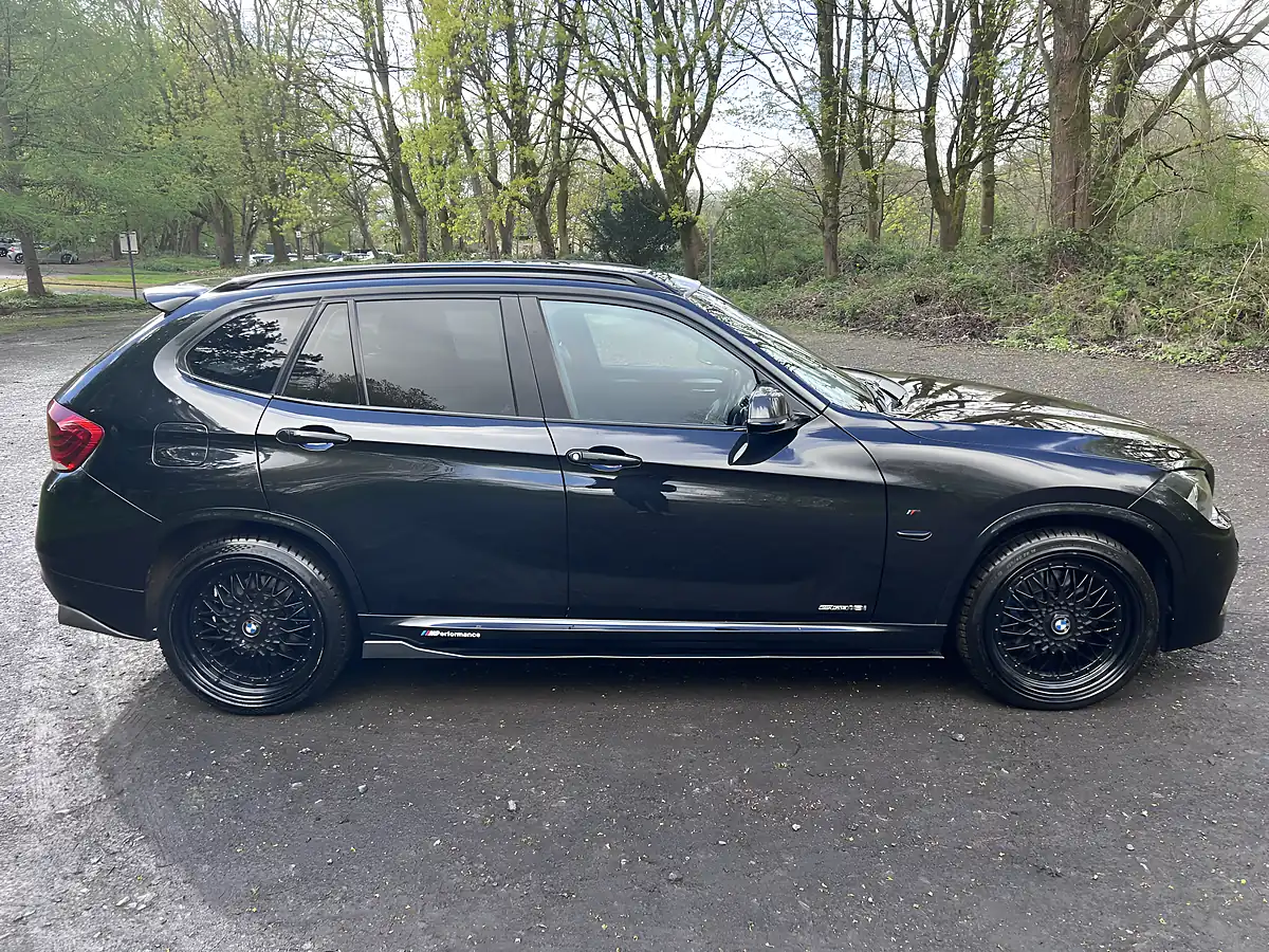 Used 2011 BMW X1 S18i Black - Interior and Exterior details 7