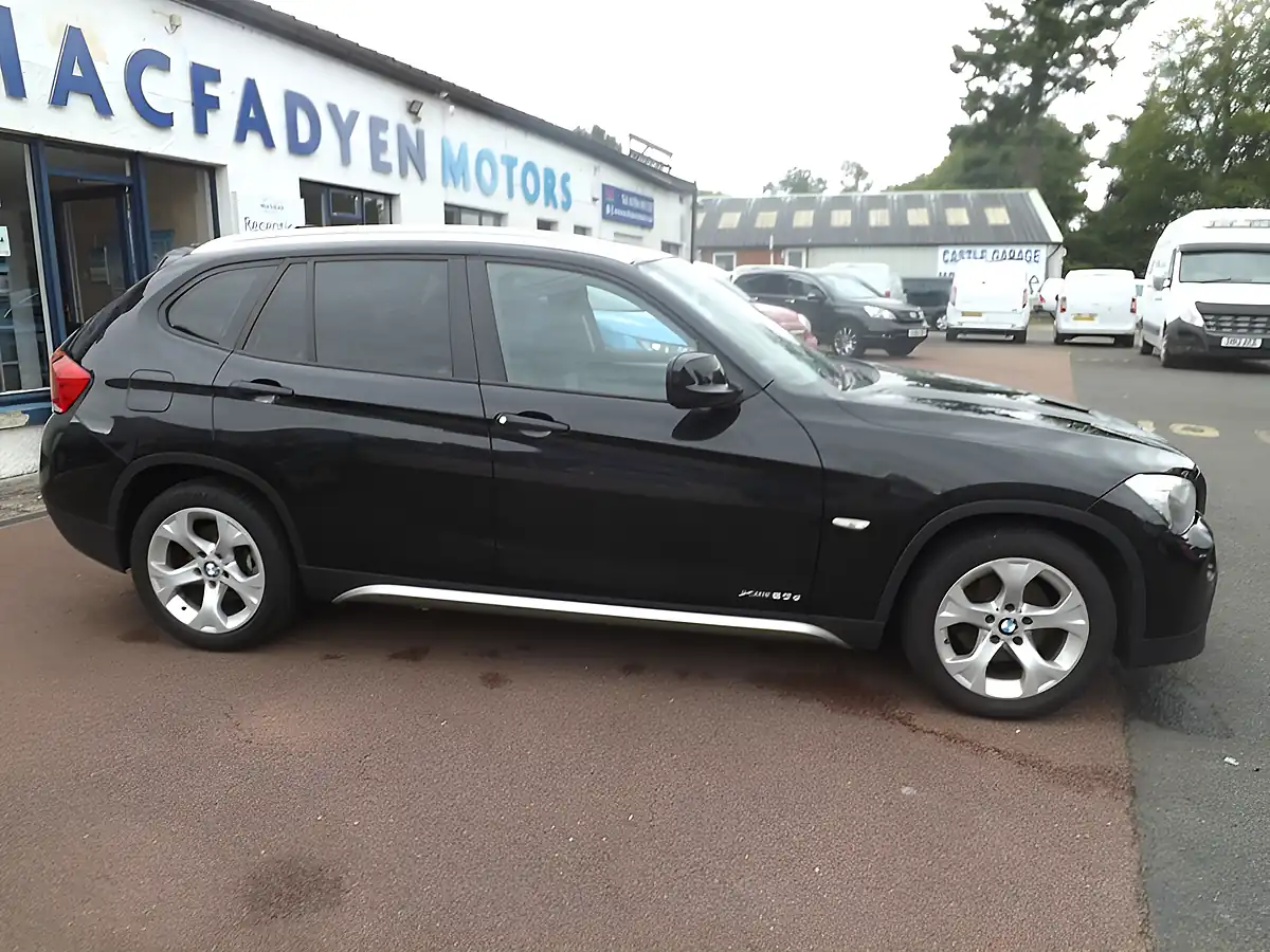 Used 2011 BMW X1 Se Black - Interior and Exterior details 9