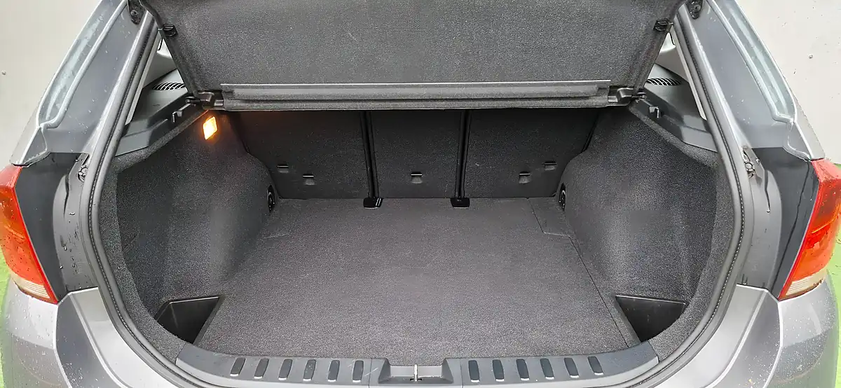 Used 2011 BMW X1 Se Grey - Interior and Exterior details 12