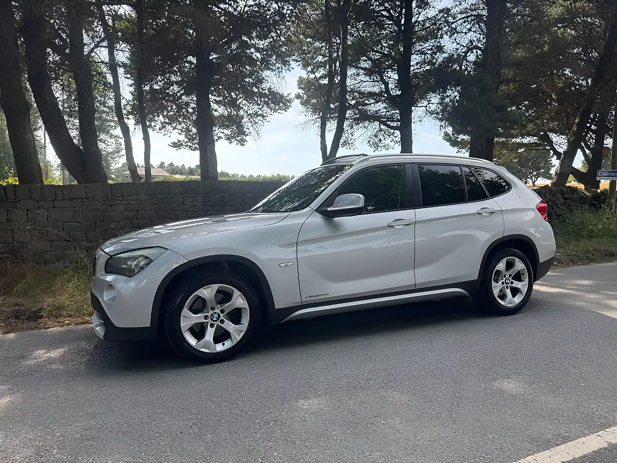 Used 2011 BMW X1 Se Silver - Interior and Exterior details 11