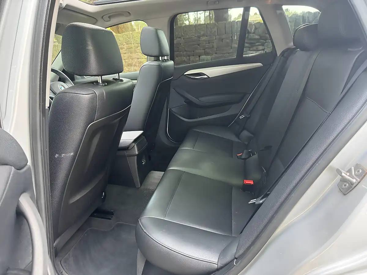 Used 2011 BMW X1 Se Silver - Interior and Exterior details 16