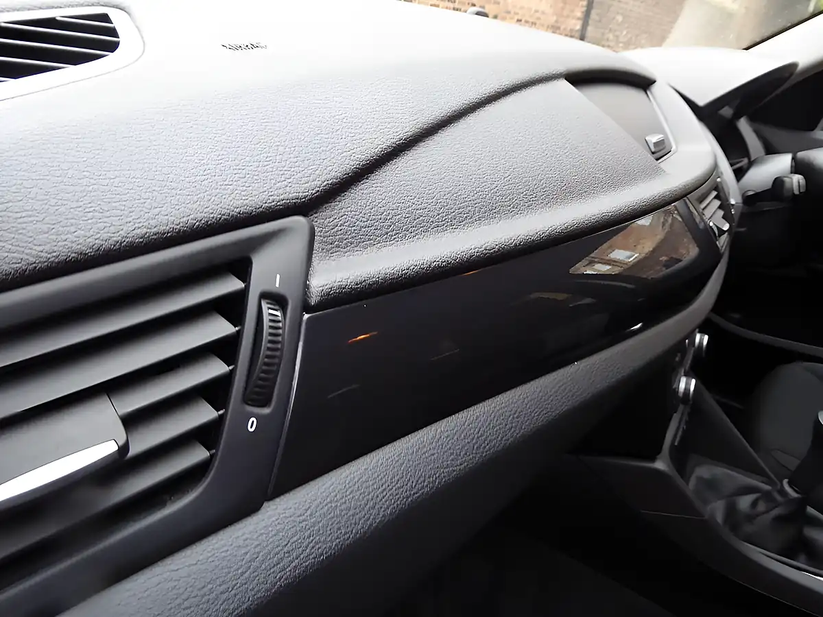 Used 2011 BMW X1 Se White - Interior and Exterior details 15