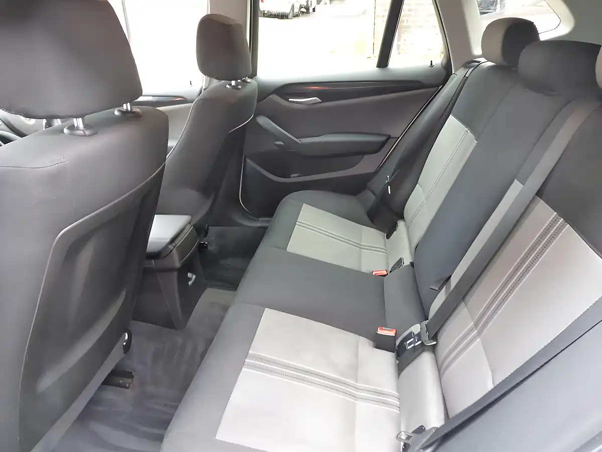Used 2011 BMW X1 Se White - Interior and Exterior details 18