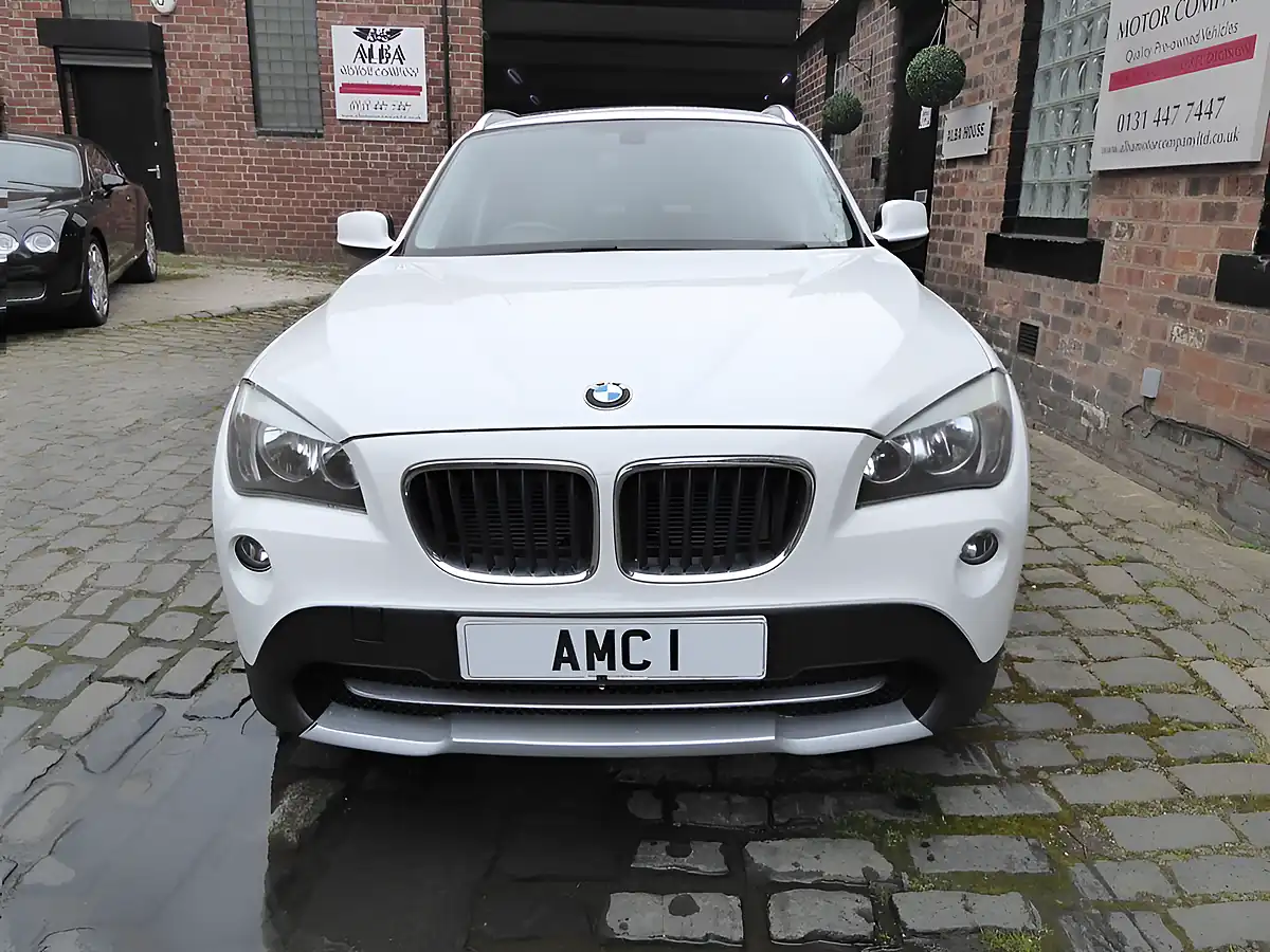 Used 2011 BMW X1 Se White - Interior and Exterior details 2