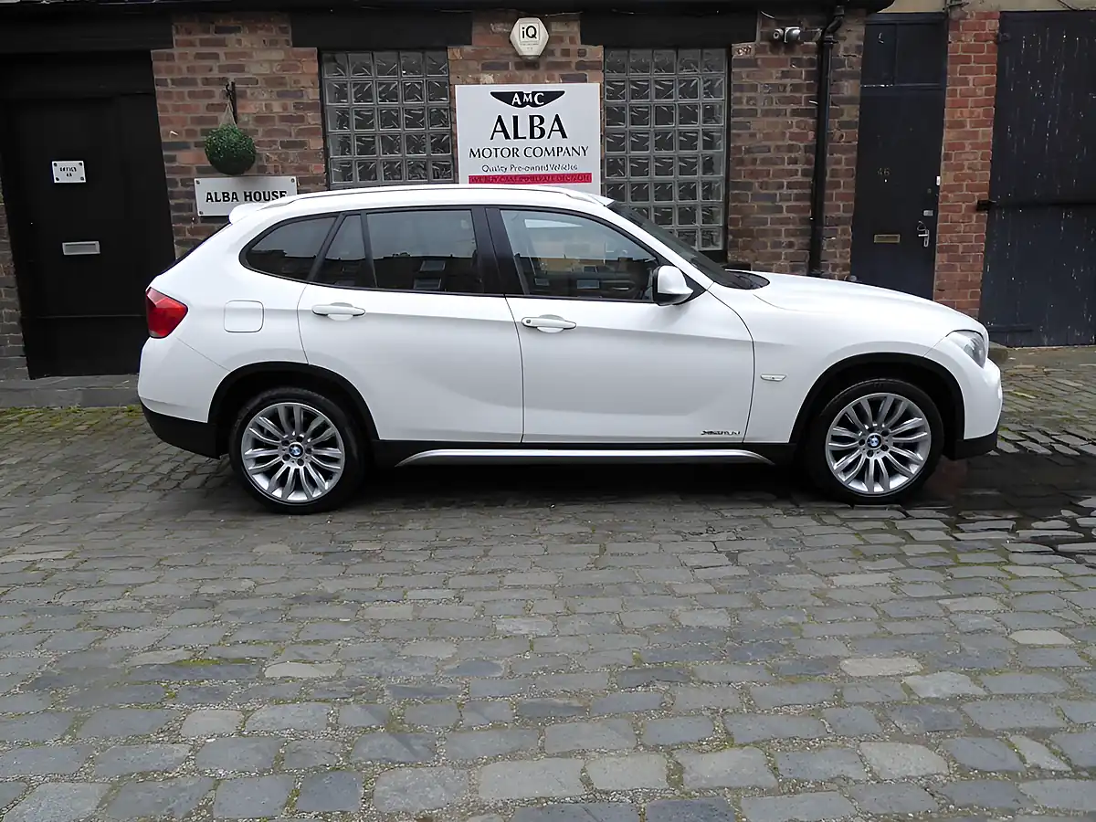 Used 2011 BMW X1 Se White - Interior and Exterior details 7