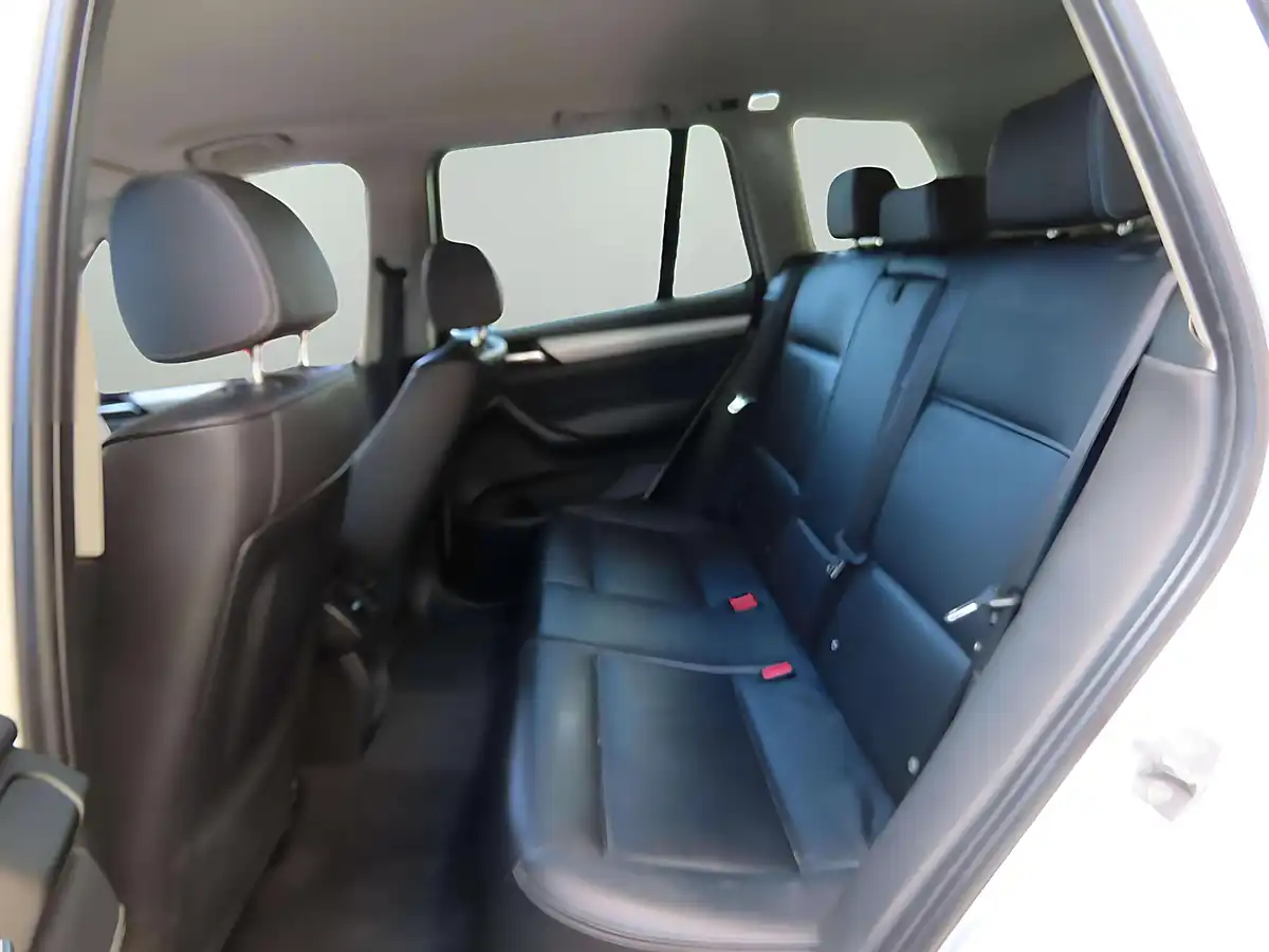 Used 2011 BMW X3 Se Xdrive White - Interior and Exterior details 7
