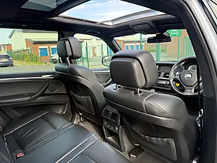 Used 2011 BMW X5 M Blue - Interior and Exterior details 15