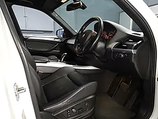 Used 2011 BMW X5 M Sport Alpine White - Interior and Exterior details 14
