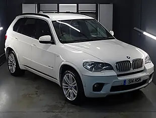 Used 2011 BMW X5 M Sport Alpine White - Interior and Exterior details 5