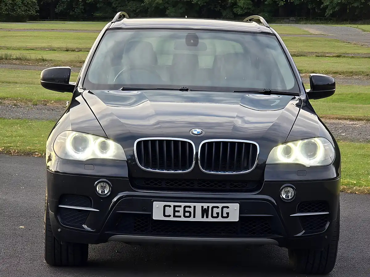 Used 2011 BMW X5 Se Black - Interior and Exterior details 4