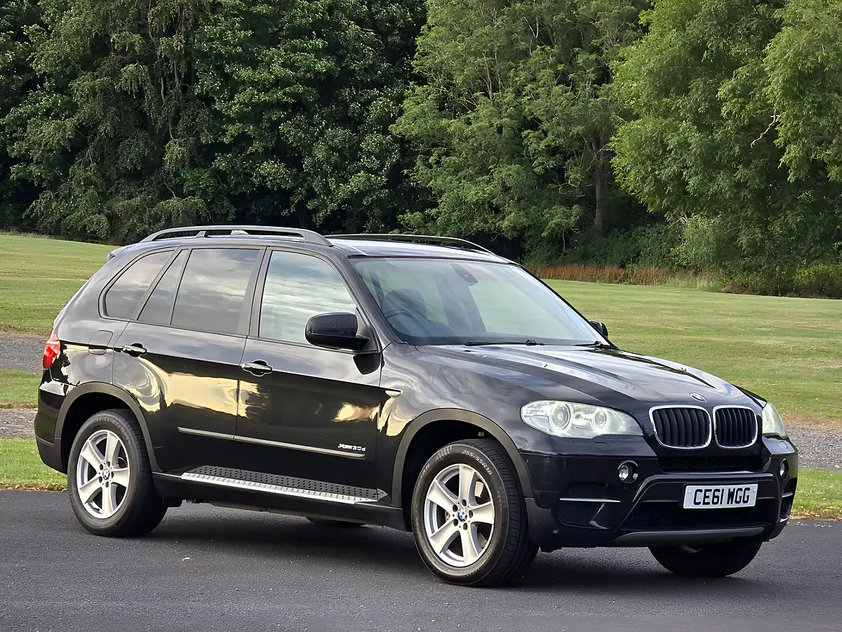 Used 2011 BMW X5 Se Black - Interior and Exterior details 5