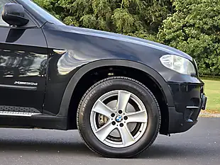 Used 2011 BMW X5 Se Black - Interior and Exterior details 8