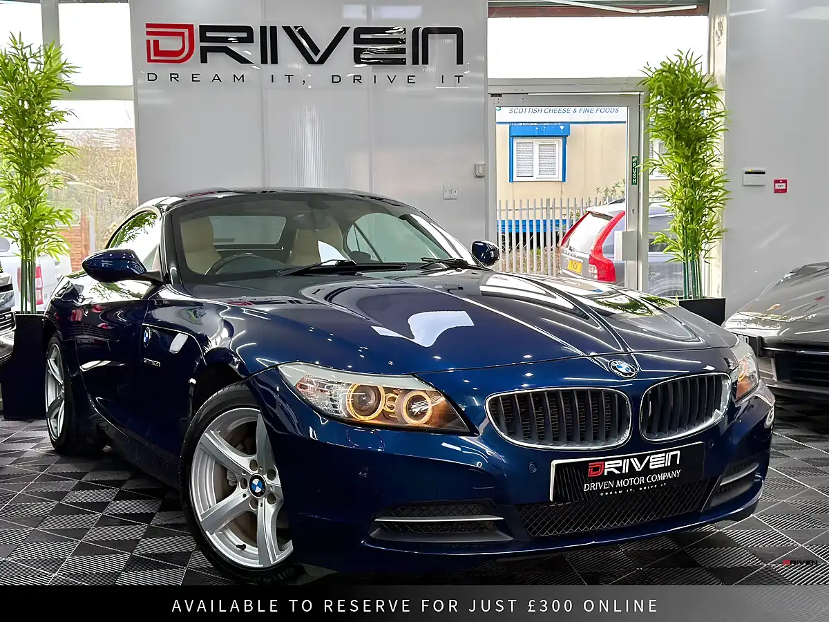 Used 2011 BMW Z4 Convertible Blue - Interior and Exterior details 10