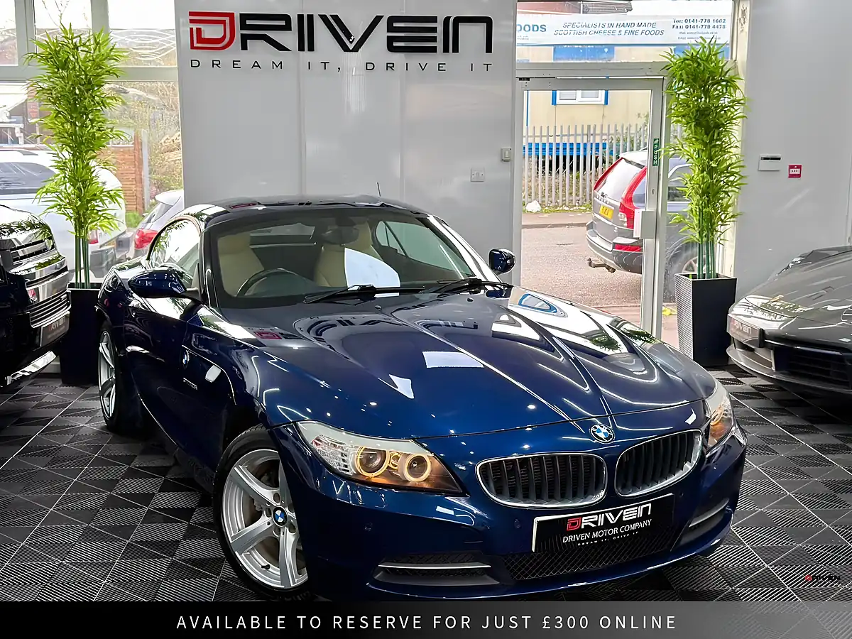 Used 2011 BMW Z4 Convertible Blue - Interior and Exterior details 9