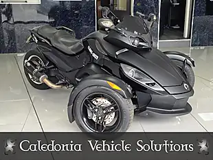 Used 2011 Can-Am Spyder RS Yellow - Interior and Exterior details 14