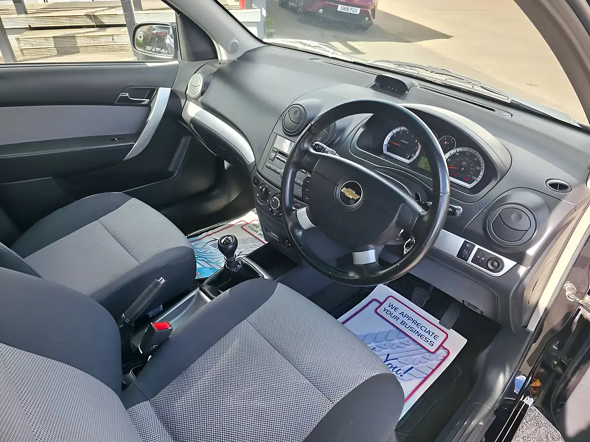 Used 2011 Chevrolet Aveo Lt Black - Interior and Exterior details 4