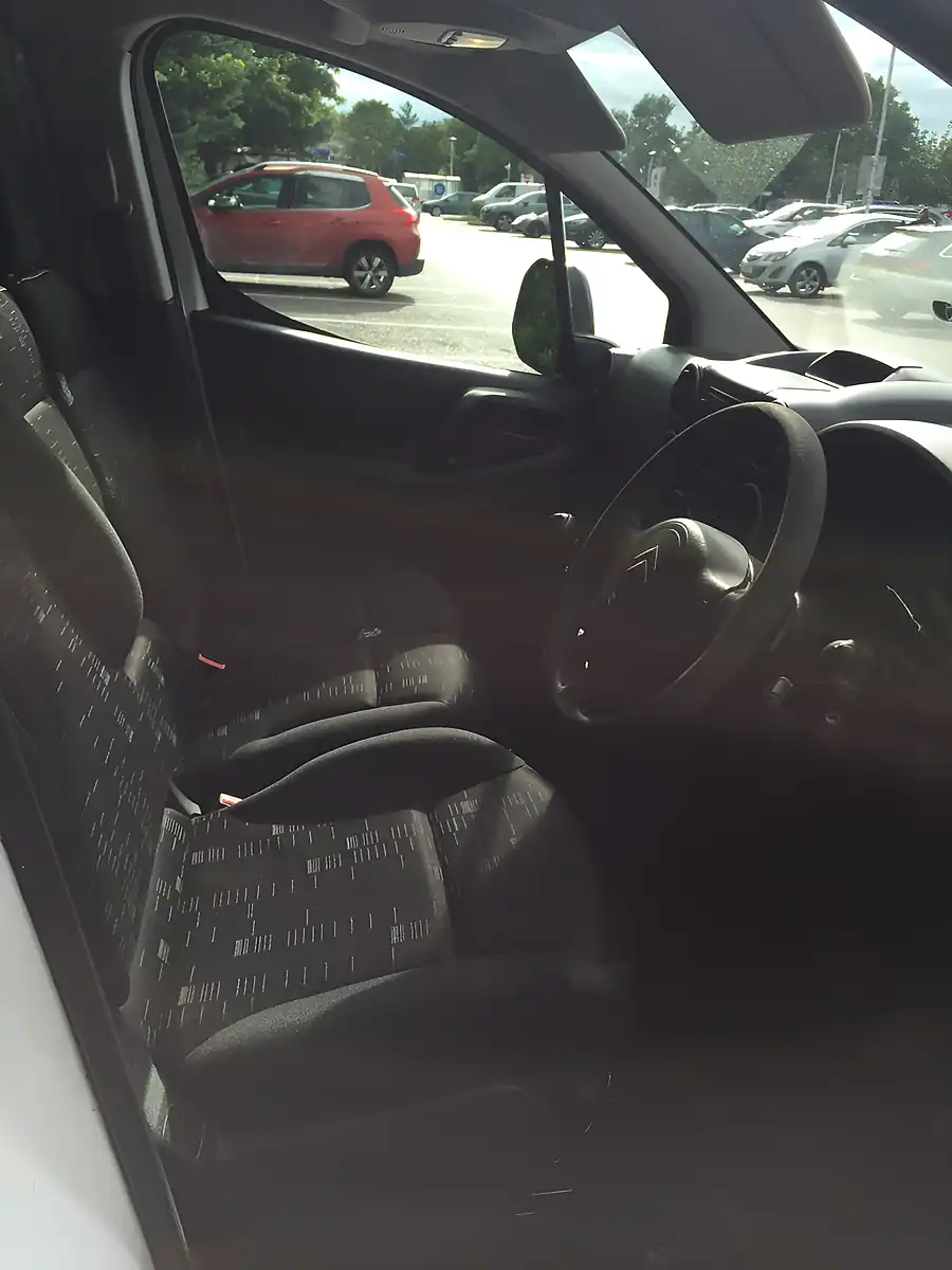 Used 2011 Citroen Berlingo 625 Enterprise White - Interior and Exterior details 14
