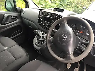 Used 2011 Citroen Berlingo 625 Enterprise White - Interior and Exterior details 17