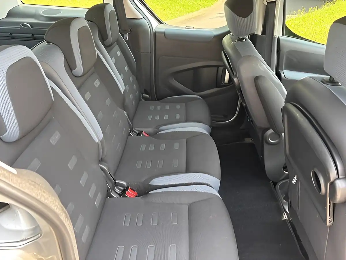 Used 2011 Citroen Berlingo Multispace Xtr Silver - Interior and Exterior details 11