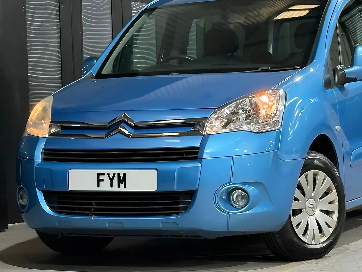 Used 2011 Citroen Berlingo Vtr Multispace Blue - Interior and Exterior details 17