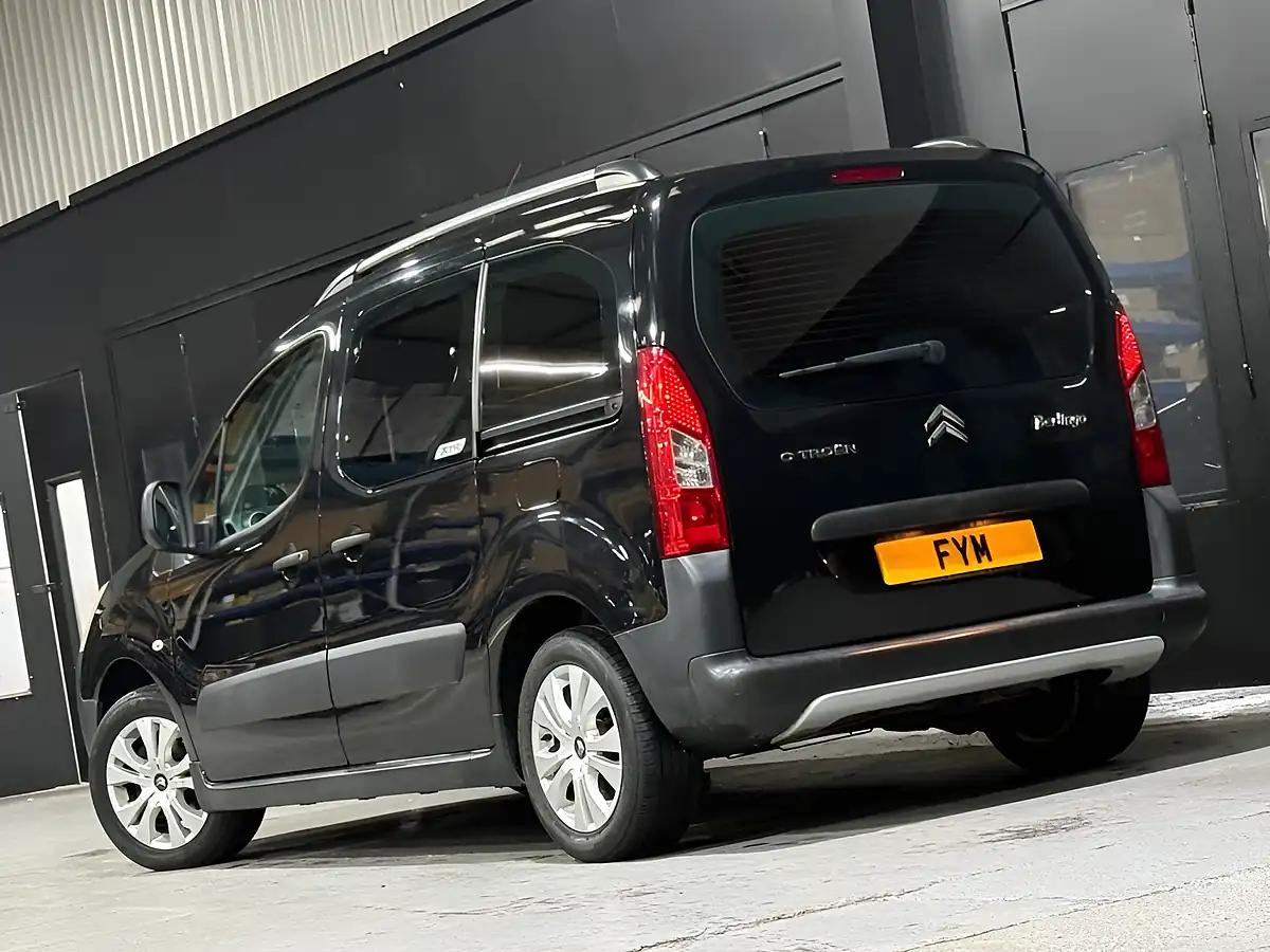 Used 2011 Citroen Berlingo Xtr Multispace Black - Interior and Exterior details 12