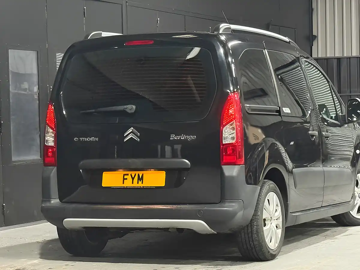 Used 2011 Citroen Berlingo Xtr Multispace Black - Interior and Exterior details 16