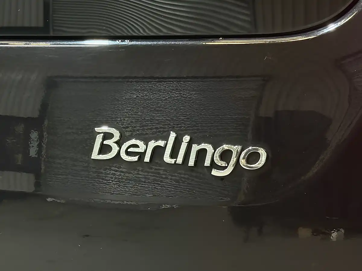 Used 2011 Citroen Berlingo Xtr Multispace Black - Interior and Exterior details 8