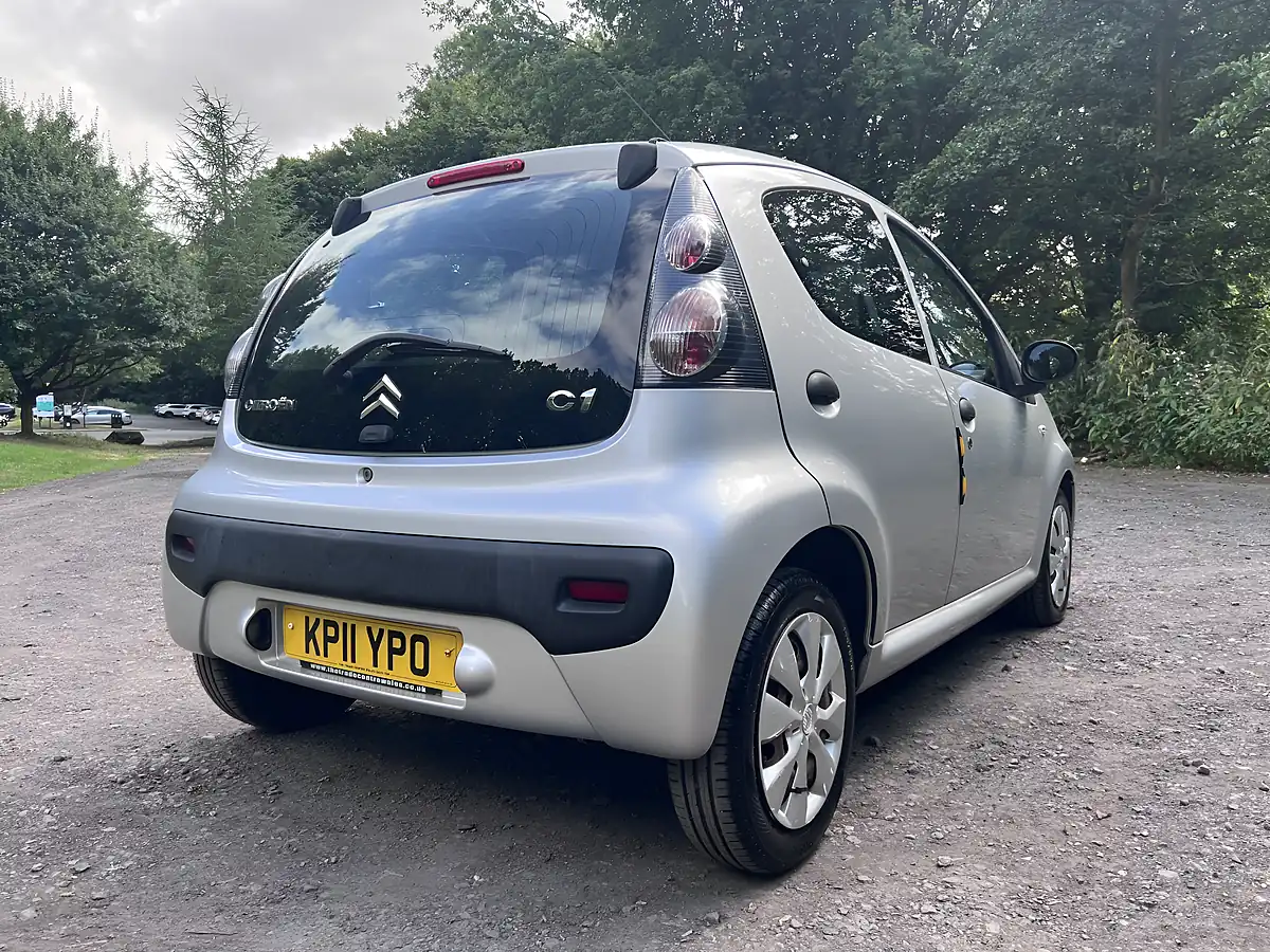 Used 2011 Citroen C1 Vt Grey - Interior and Exterior details 13