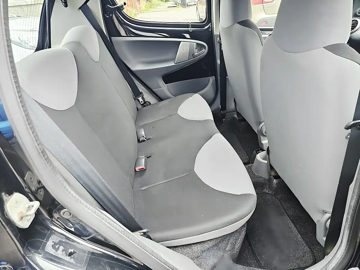 Used 2011 Citroen C1 Vtr Black - Interior and Exterior details 10