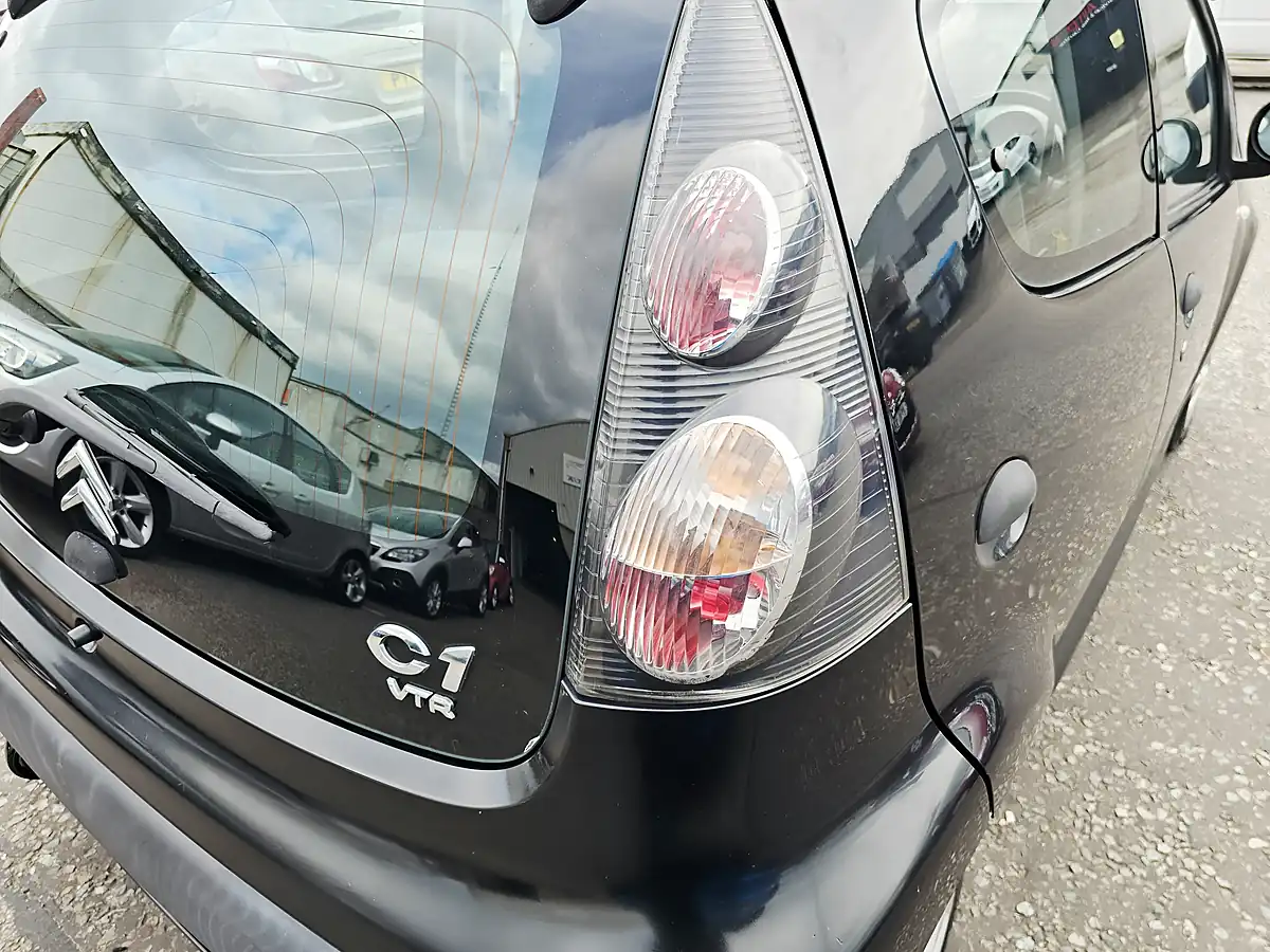 Used 2011 Citroen C1 Vtr Black - Interior and Exterior details 17
