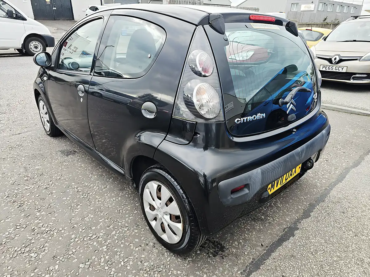 Used 2011 Citroen C1 Vtr Black - Interior and Exterior details 5
