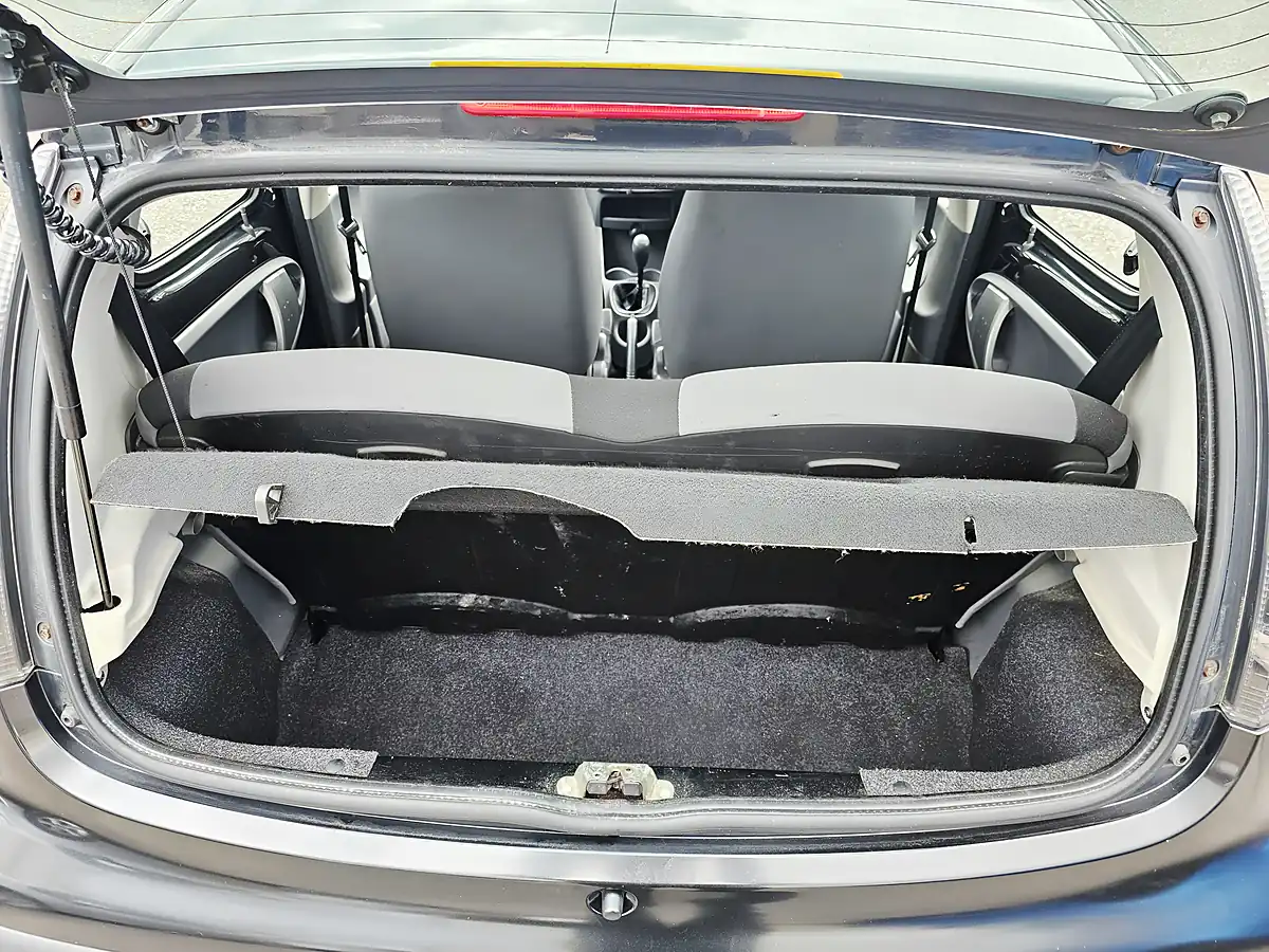 Used 2011 Citroen C1 Vtr Black - Interior and Exterior details 9