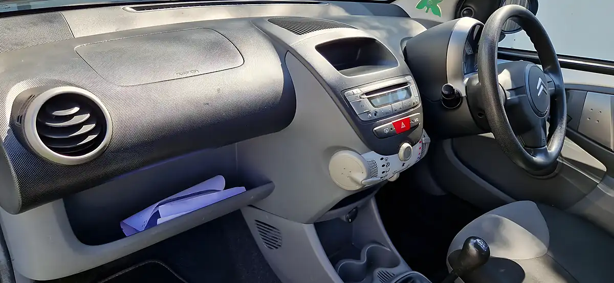 Used 2011 Citroen C1 Vtr White - Interior and Exterior details 13