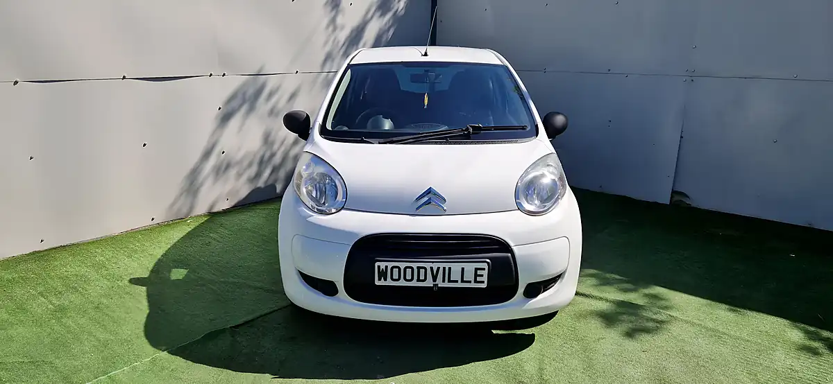 Used 2011 Citroen C1 Vtr White - Interior and Exterior details 2