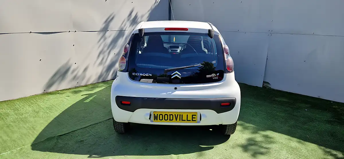 Used 2011 Citroen C1 Vtr White - Interior and Exterior details 9