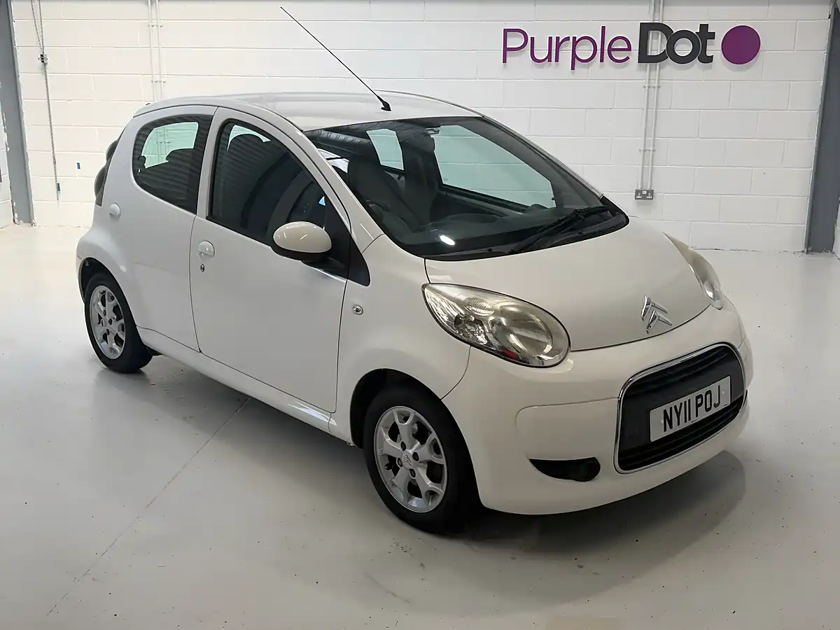 Used 2011 Citroen C1 Vtr+ White - Front View