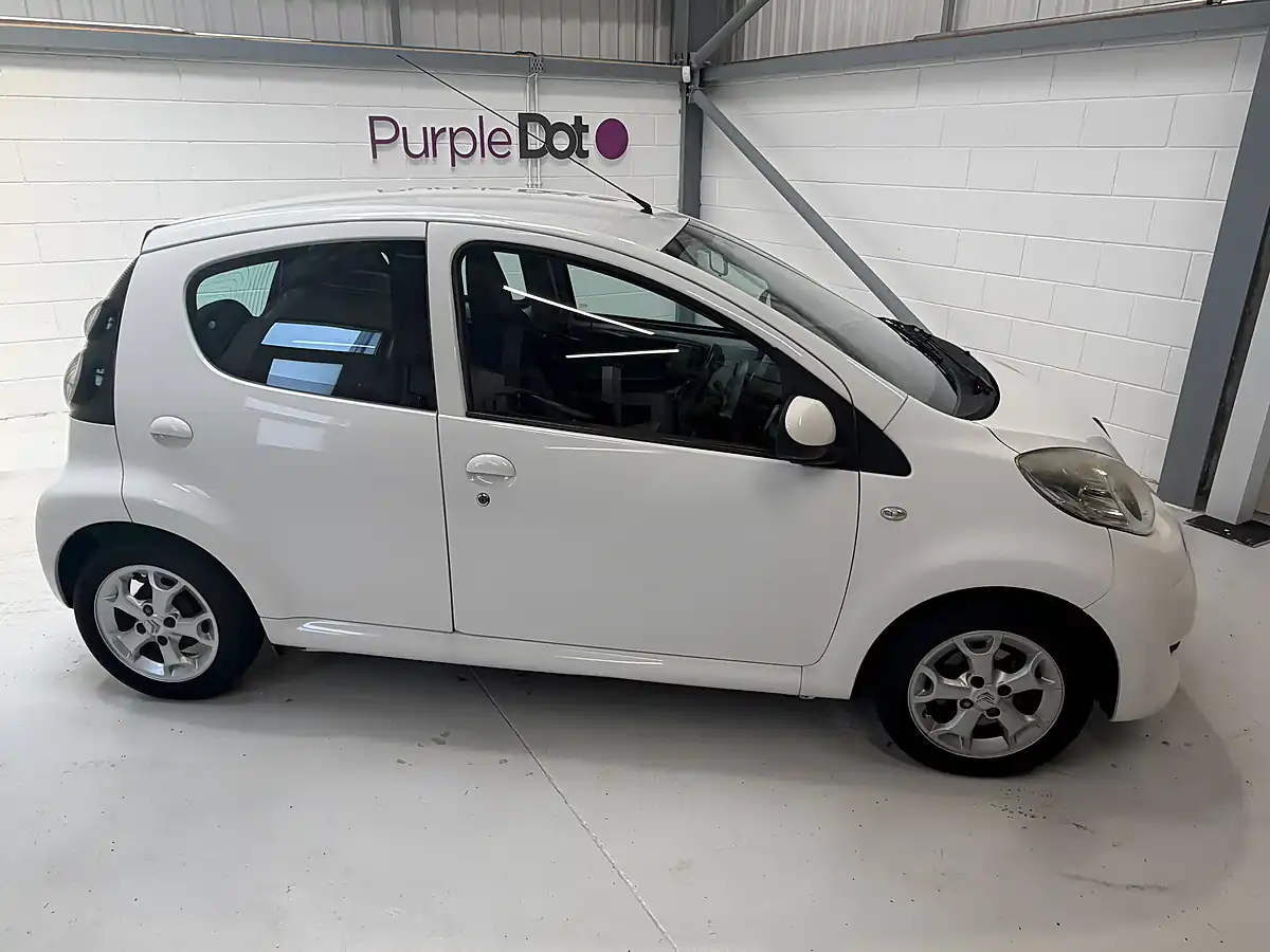 Used 2011 Citroen C1 Vtr+ White - Interior and Exterior details 3