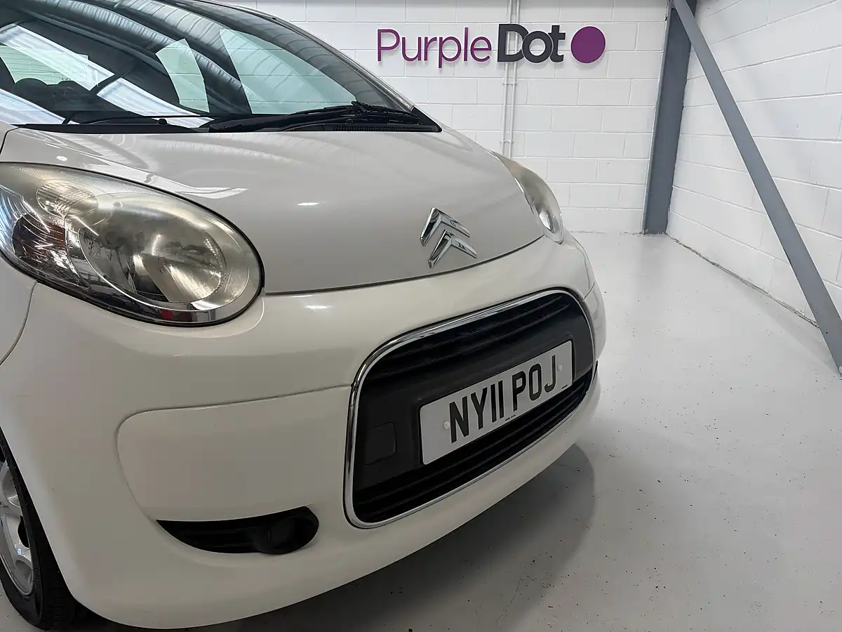 Used 2011 Citroen C1 Vtr+ White - Interior and Exterior details 6