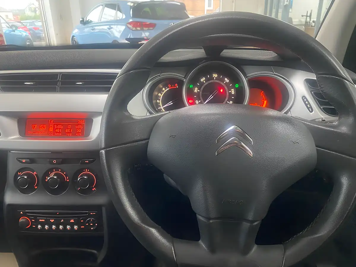Used 2011 Citroen C3 Airdream + Black - Interior and Exterior details 9