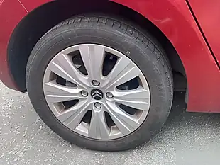 Used 2011 Citroen C3 Picasso Exclusive Red - Interior and Exterior details 10