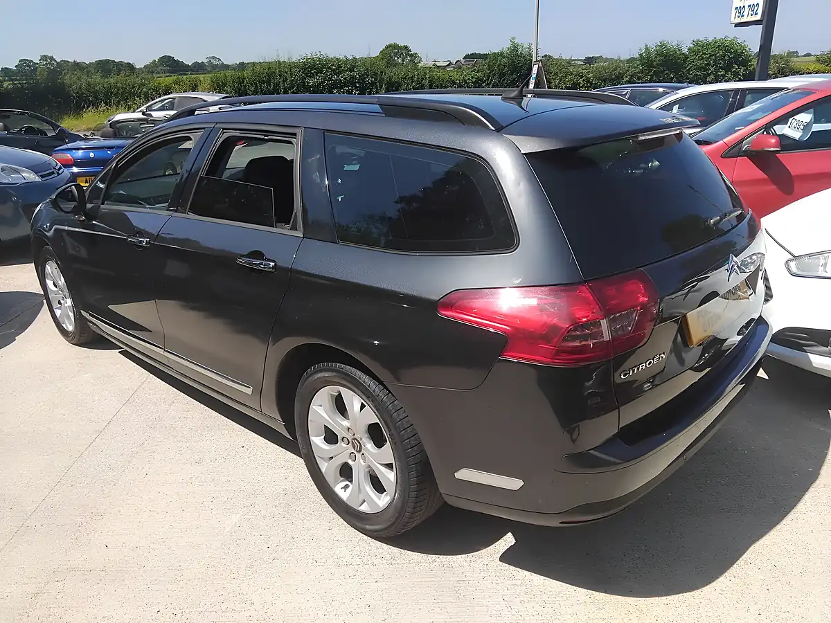 Used 2011 Citroen C5 Vtr+ Nav Grey - Interior and Exterior details 5