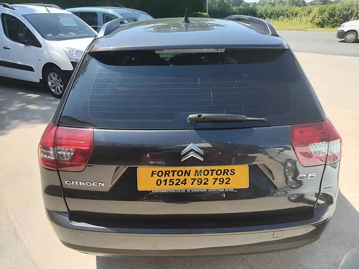 Used 2011 Citroen C5 Vtr+ Nav Grey - Interior and Exterior details 6