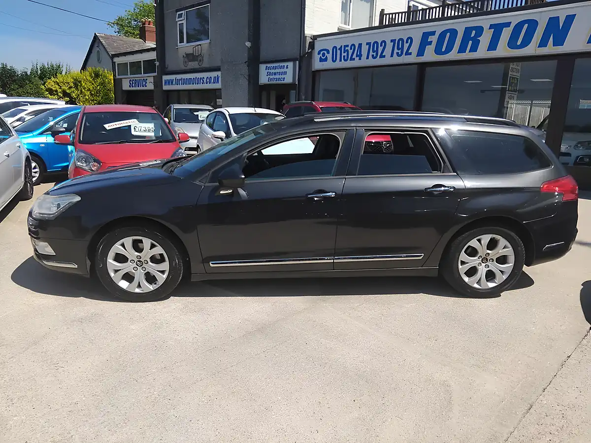 Used 2011 Citroen C5 Vtr+ Nav Grey - Interior and Exterior details 8