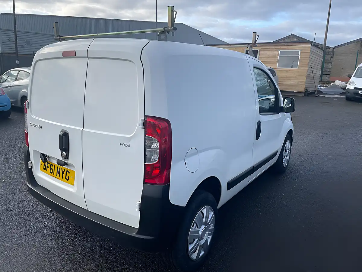 Used 2011 Citroen Nemo Lx White - Interior and Exterior details 7