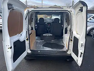 Used 2011 Citroen Nemo Lx White - Interior and Exterior details 9