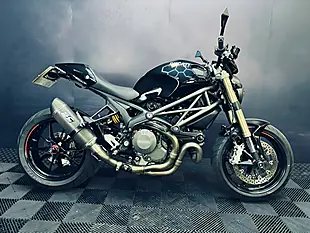 Used 2011 Ducati Monster Evo Black - Interior and Exterior details 2