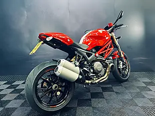 Used 2011 Ducati Monster Evo Red - Interior and Exterior details 12
