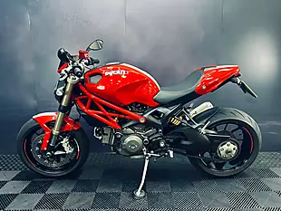 Used 2011 Ducati Monster Evo Red - Interior and Exterior details 3